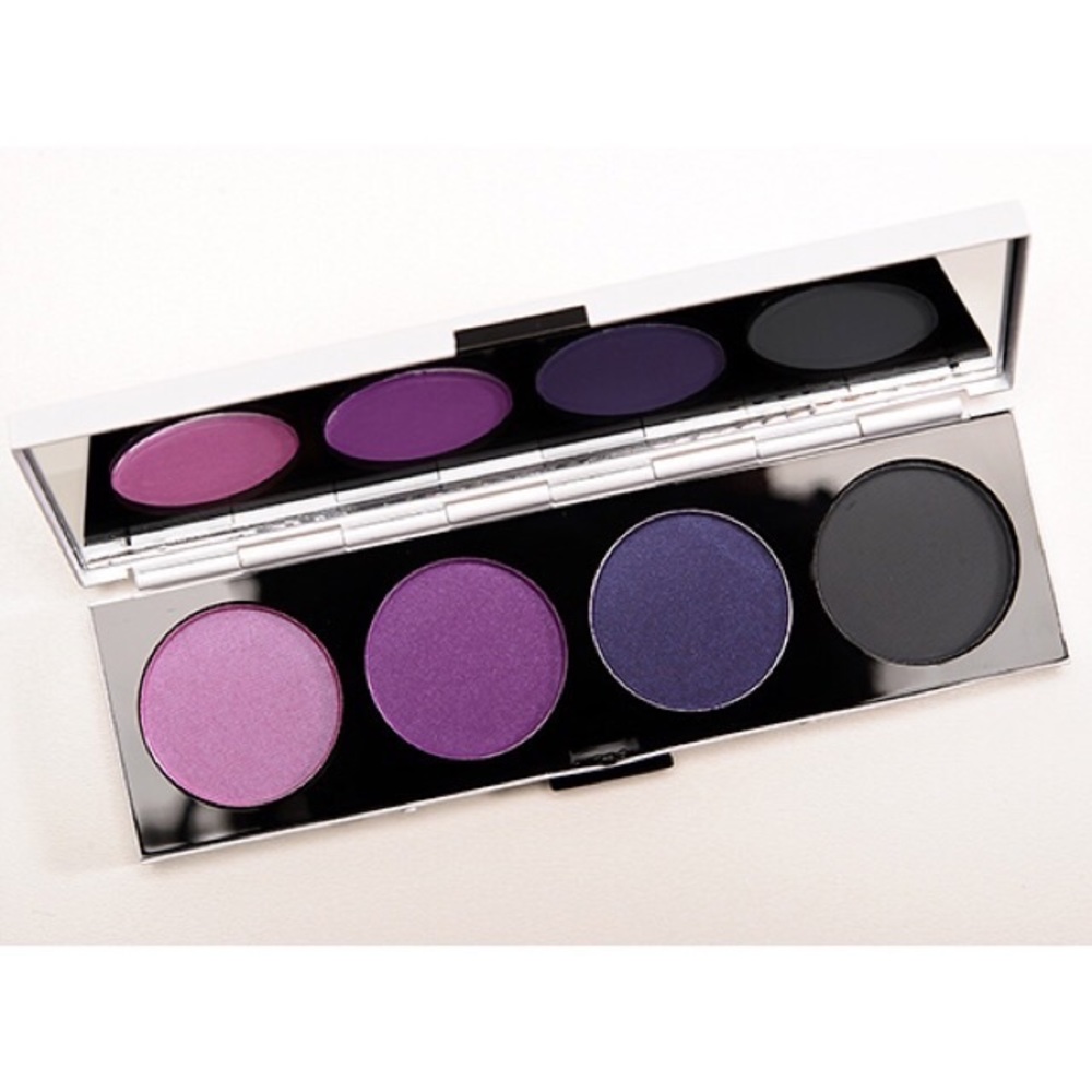 🆕 MAC Spoiled Rich Eyeshadow Palette - Purples - Gift - Rare - Collectors